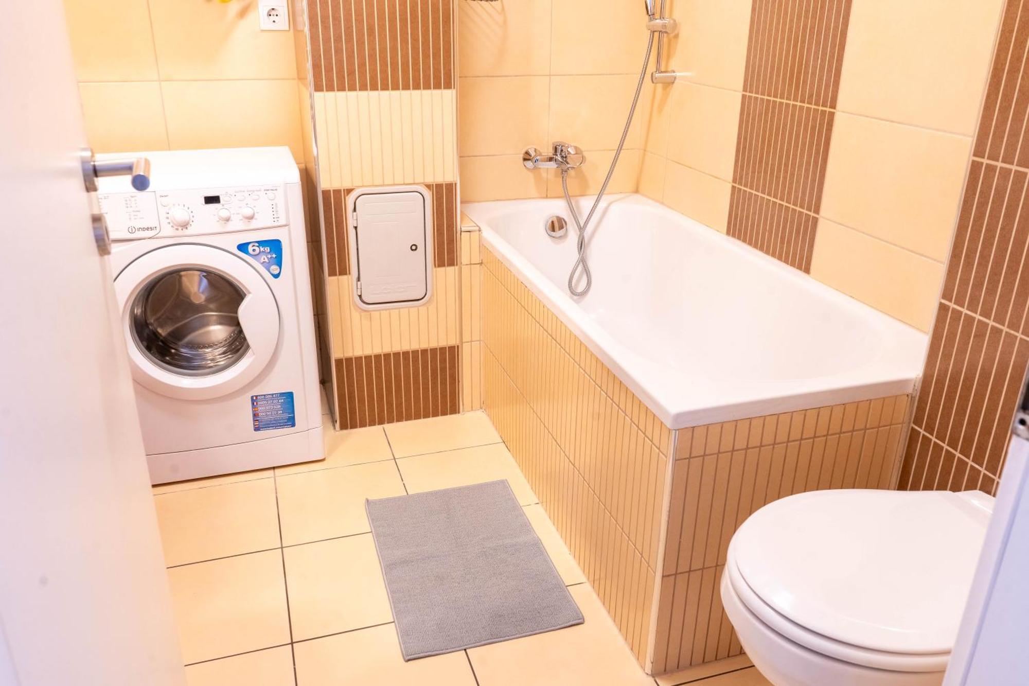 Cac Wellness Apartment Шиофок Экстерьер фото